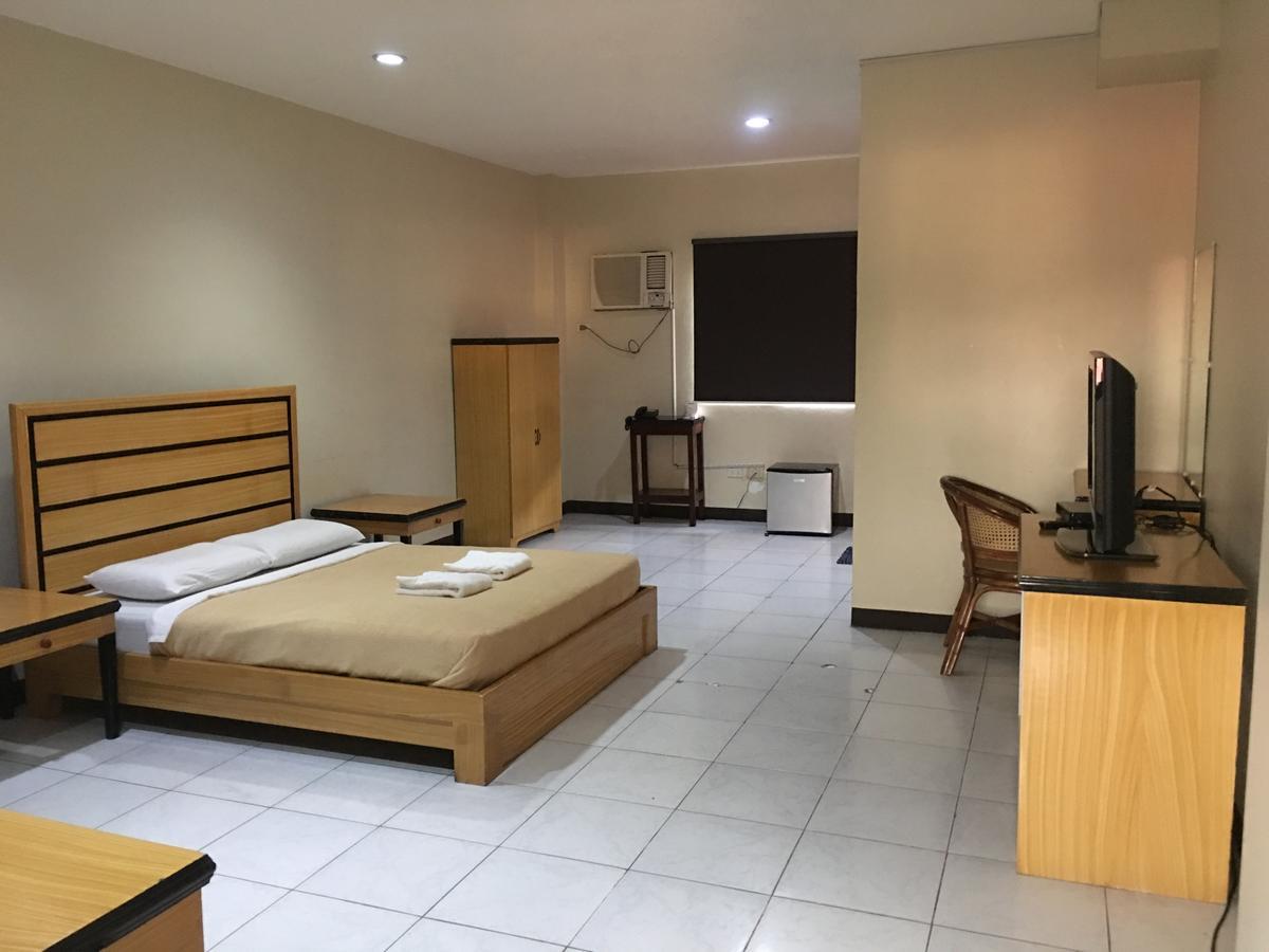 South Prince Residences And Inn Davao Stadt Exterior foto